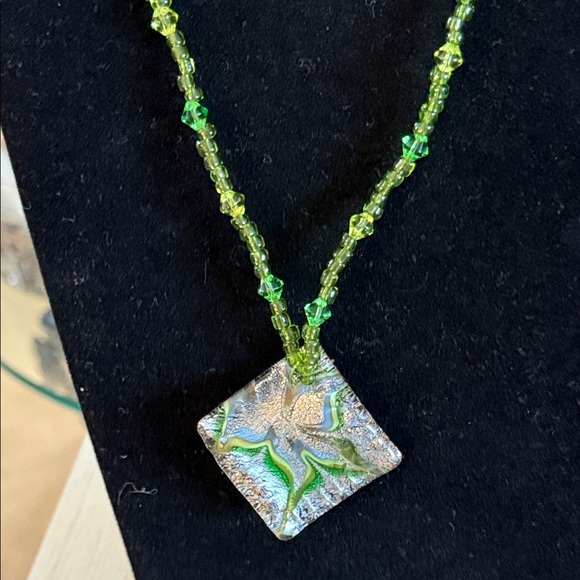 4 Necklaces Green and Gold Multi-Layered Necklace Bundle For Live New Years Eve - Picture 8 of 12